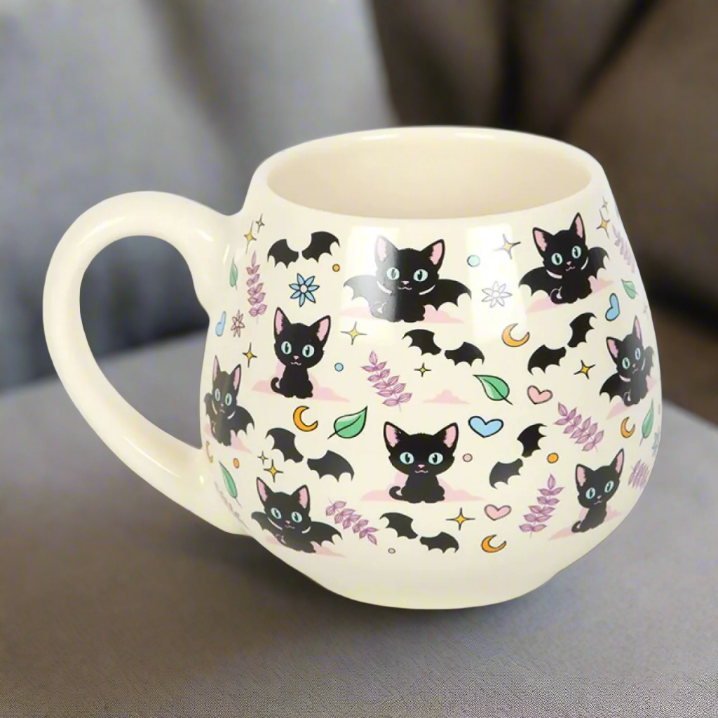 Cute and Creepy Cat Print Rounded Mug